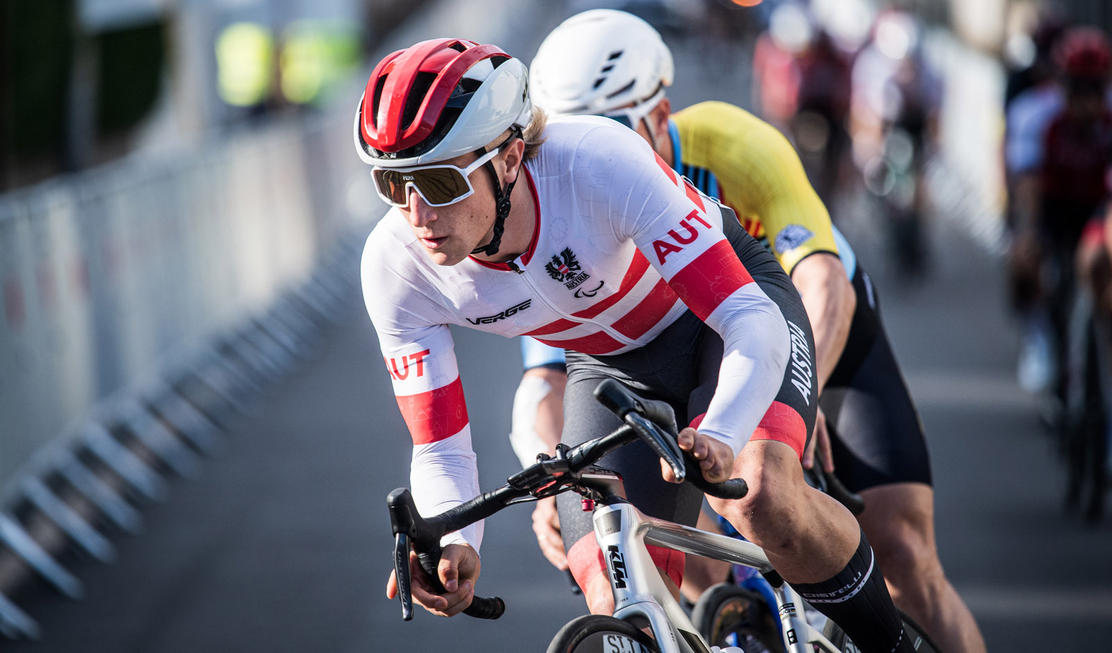 [article_img_Franz-Josef L&auml;sser im Stra&szlig;enrennen (Foto: Drew Kaplan/Cycling Austria)]