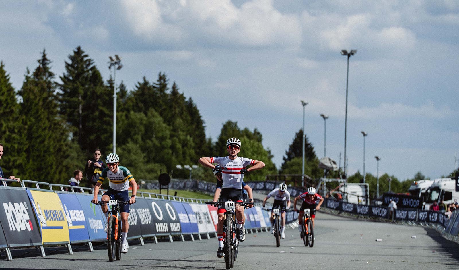 Der Österreichische Meister bei den Junioren - Anatol Friedl - gewinnt in Nove Mesto (Foto: Monica Gasbichler)