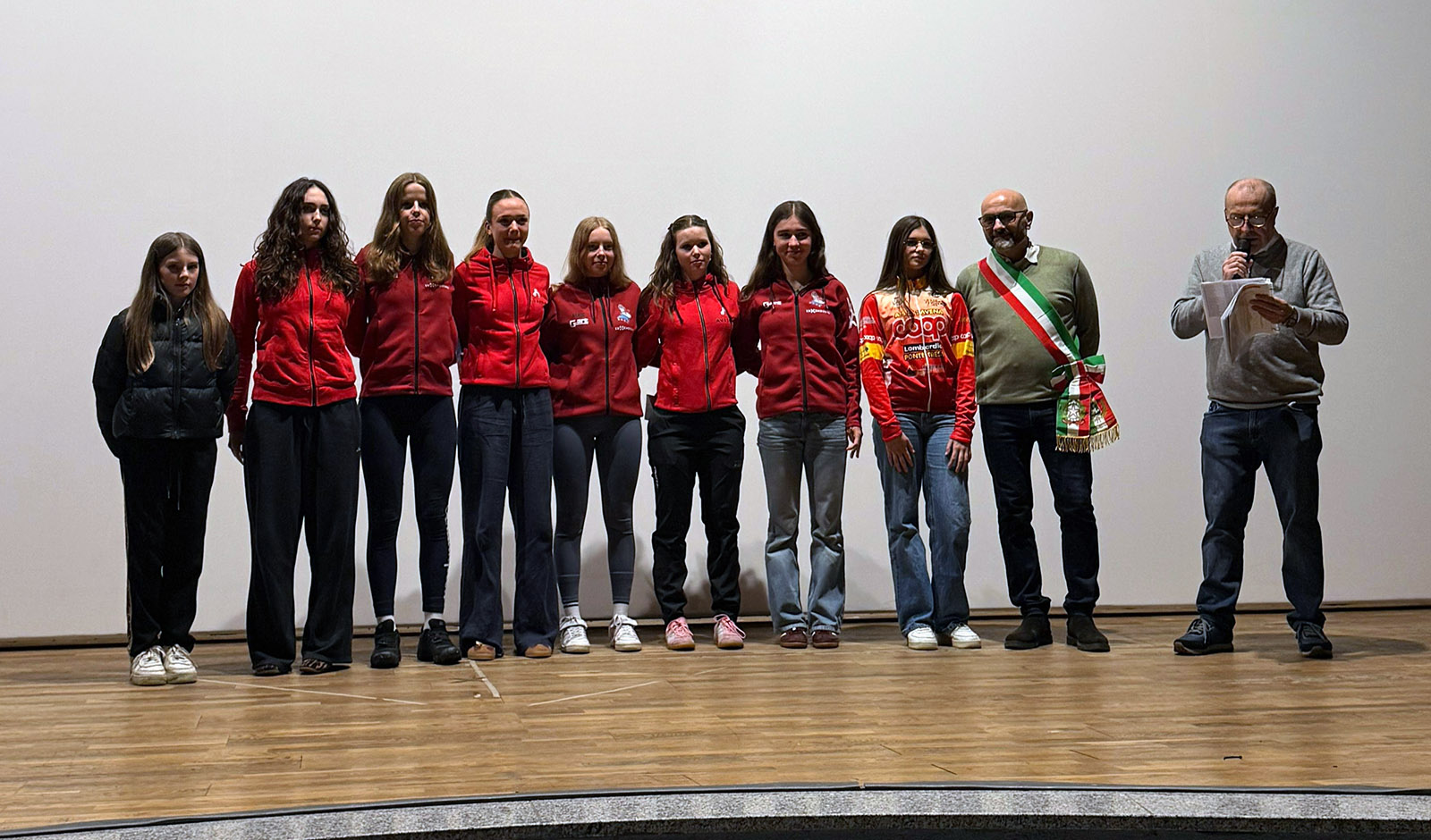 Das gemischte Team der Juniorinnen aus Luxemburg und Österreich (Foto: privat)