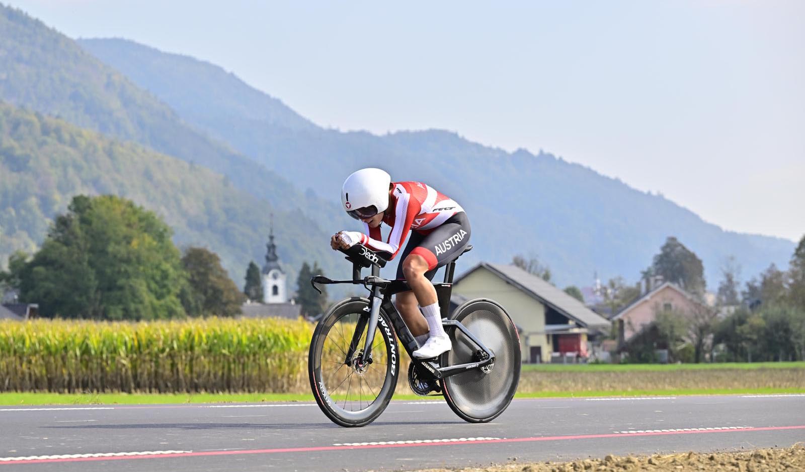 Tabea Huys im Zeitfahren von Sencur (Foto: Arne Mill)
