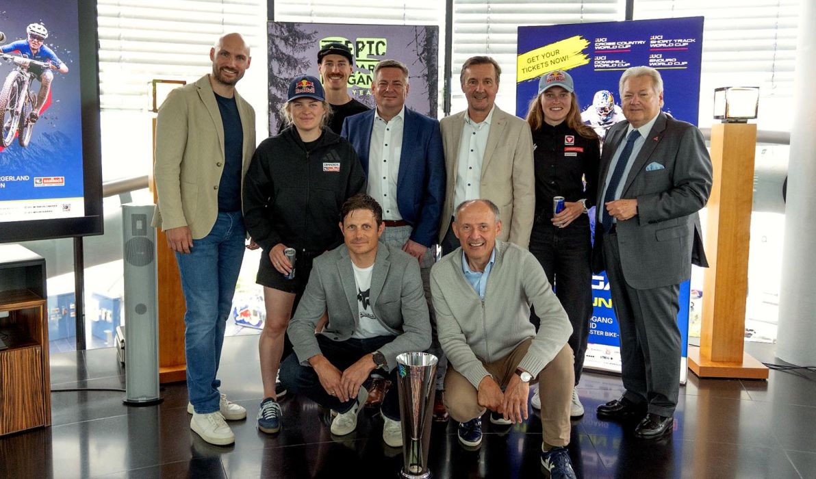Österreichs Mountainbike-Stars rührten in Salzburg die Werbetrommel für den Heimweltcup (Foto: SMPR)