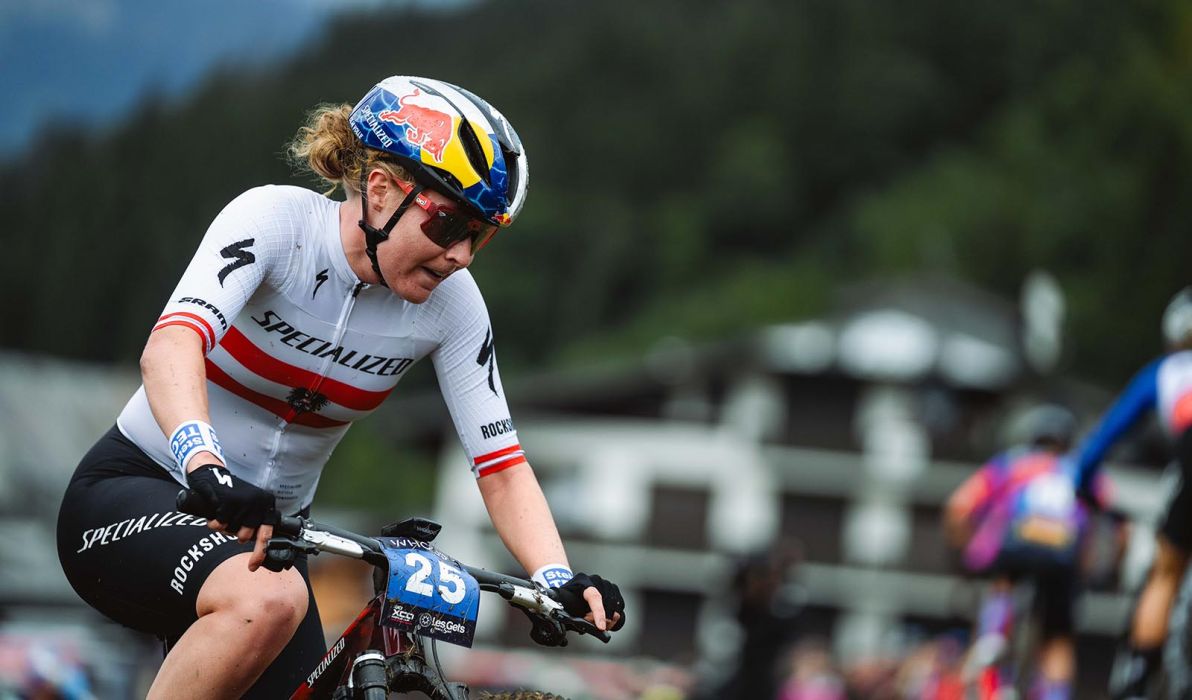 Laura Stigger wird Siebte in Les Gets (Foto: Monica Gasbichler)