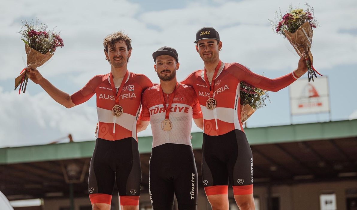 Max Schmidbauer und Tim Wafler als Zweite und Dritte des Omniums beim Grand Prix Austria in Brünn (Foto: Jan Brychta)