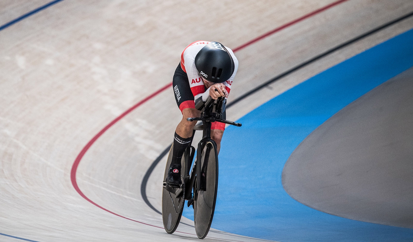 Franz-Josef L&auml;sser im Zeitfahren &uuml;ber 1.000 Meter bei den Paralympics in Paris (Foto: Drew Kaplan/Cycling Austria