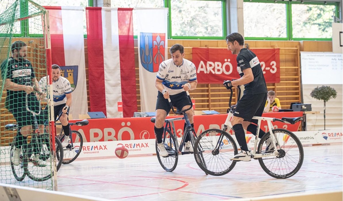 Eine klare Angelegenheit war das Turnier um die &Ouml;sterreichische Staatsmeisterschaft f&uuml;r Patrick Schnetzer und Stefan Feurstein, die in ihren Europameistertrikots antraten (Foto: Peter Maurer)